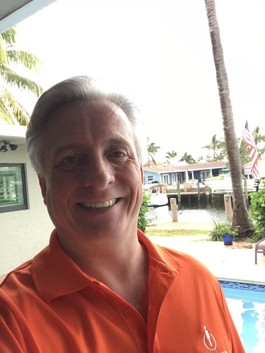 jadstocker's tweet photo. #Day1 of official merger between @UltimateHCM and @KronosInc and wearing #Kronite orange to celebrate. What a way to start this new chapter. Amazing #UltiPeeps with amazing new leaders @AronAin @chrisrtodd and #PeopleInspired leadership in @usgjohnmachado, Rod and more, hang on! https://t.co/odhs4YtmT7