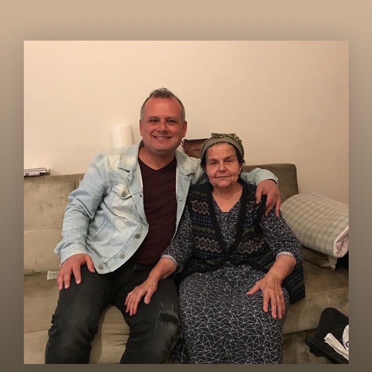 Blentzagor09's tweet photo. #özlenen #tbt #geldi #sevgili #halamla #anımız #halacım #özlendin #bitsin #bugünlerde #yine #biraraya #gelelim Sağlıklı günler Türkiye'm 🧿❤️
#evdekalTürkiyem https://t.co/sEteEJzMg1