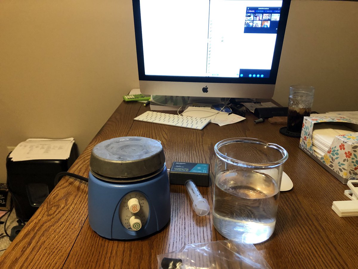 WillardScience's tweet photo. Yesterday some of my chem students and I did a lab together online.  Lots of trial and error. This teacher grew academically.  :) #chemistryfun #WeAreWillard https://t.co/FNHjWu6NHh
