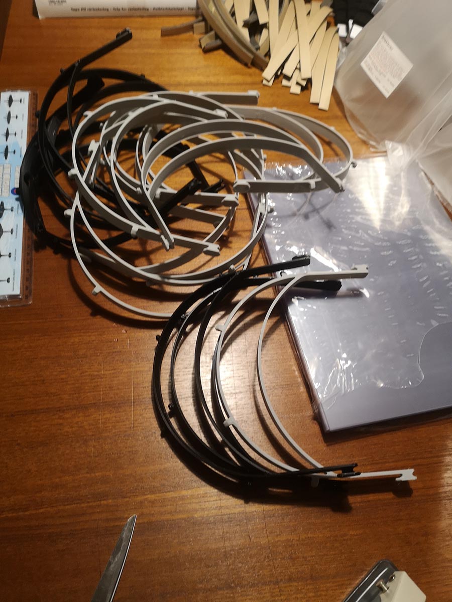 Trøndelag Teater deltar på dugnad med 3D-printing av smittevernutstyr. 

Les mer: trondelag-teater.no/nyheter/tronde…