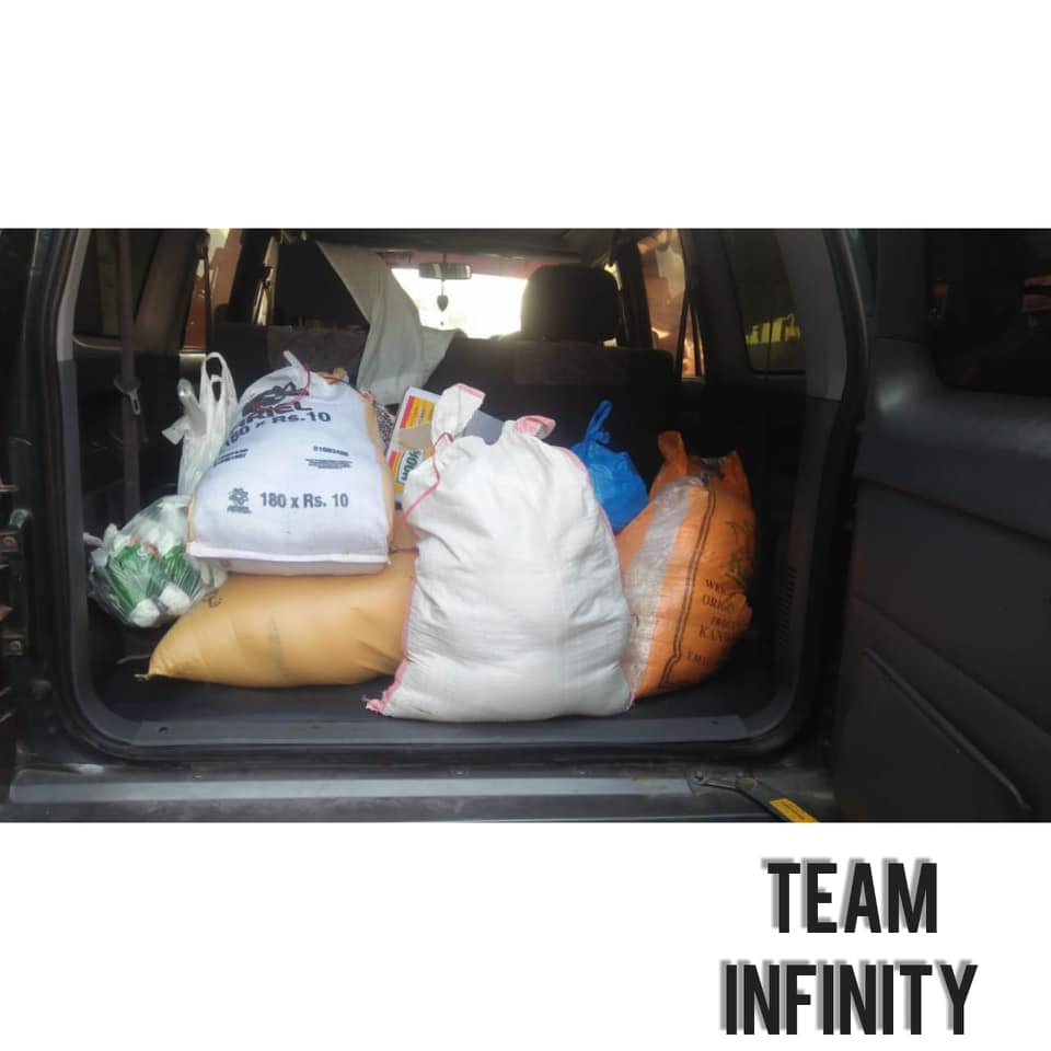TeamInfinity777's tweet photo. ٹیم انفینیٹی ملتان مزدور طبقہ کو جو کرونا کی وجہ سے گھر پر بیٹھے ہیں انکے گھر مفت راشن پہنچا رہی ہے۔ 
#CoronaVirusPakistan #TeamInfinityPak #TeamInfinityMux https://t.co/P67qmWDKlE
