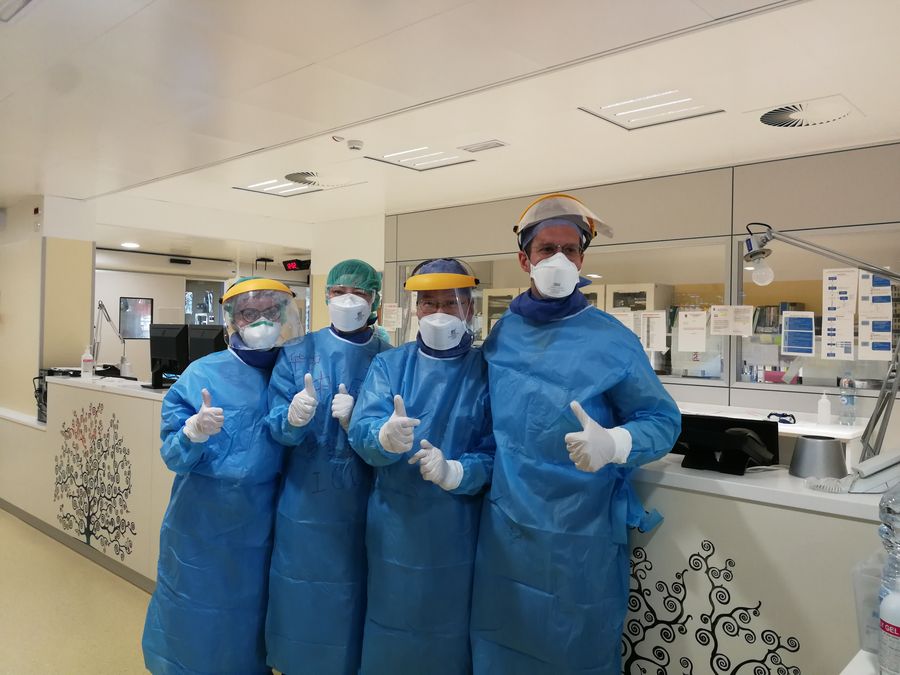 XHNews's tweet photo. #COVID19 pandemic won't put end to globalization, says Oxford professor https://t.co/QJdecfM8Hg https://t.co/Kvh4mtdrhV