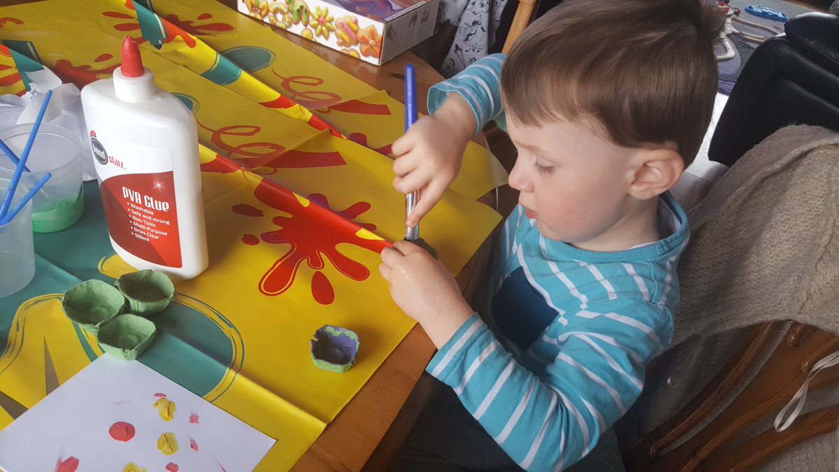 joanne_unsworth's tweet photo. Not updated what we have been doing so thought I'd share some. We went for a drive, gardening, painting and cleaning the mat after we painted. #HavingFun #KeepingBusy https://t.co/FYyFX2O5mF