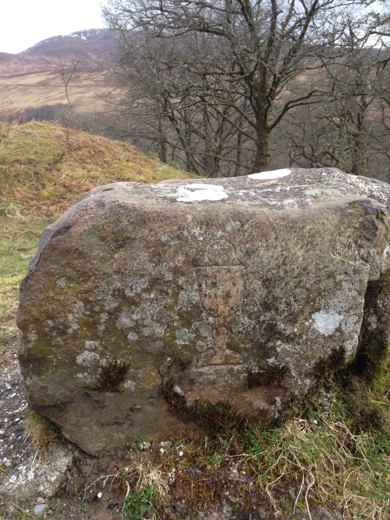 StevieRussell2's tweet photo. A little walk up Glen Roy yesterday to the Chalice Stone #Roybridge #Highlands https://t.co/RylD6ydOWf
