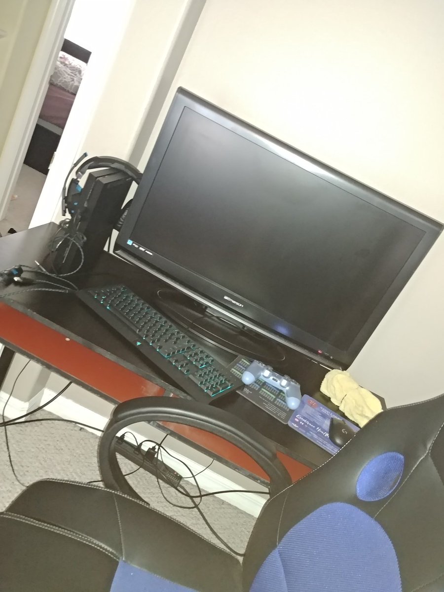 fn_storm's tweet photo. Room tour on channel???? https://t.co/9YbicvjSxv