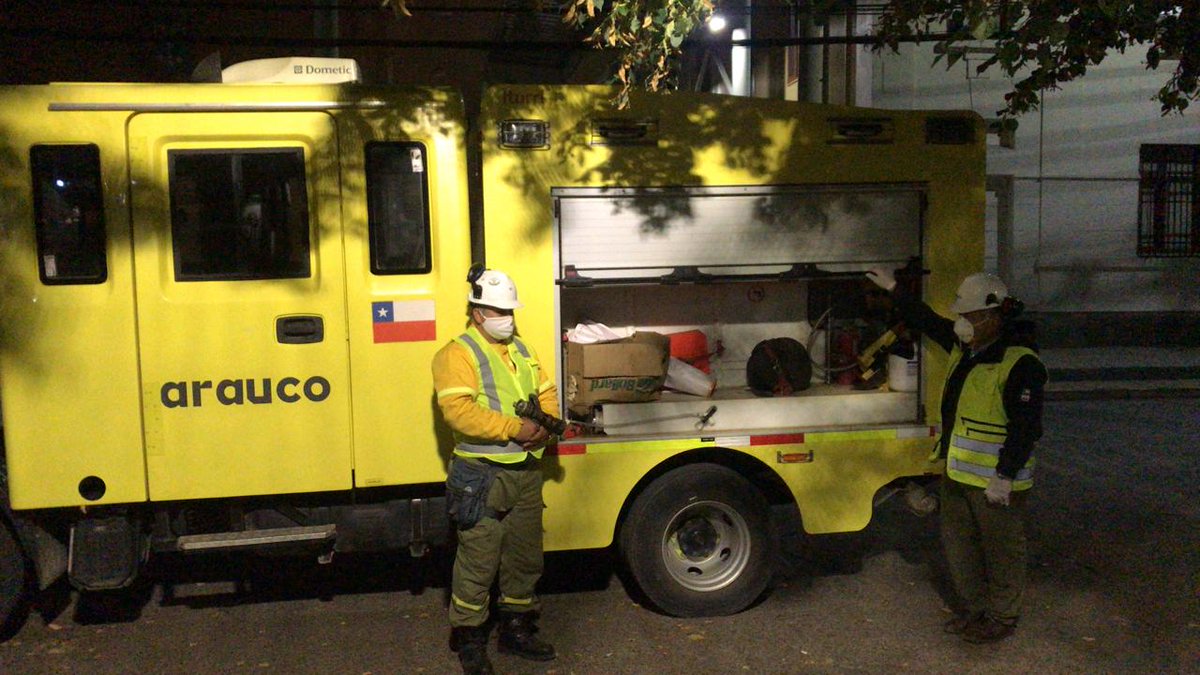 LODESTARONBASE's tweet photo. Continuamos con nuestro plan de sanitización masivo en diversos puntos del país, como Los Lagos, San José de la Mariquina, Cañete, y muchos más, con el fin de desinfectar lugares de alta concurrencia pública y evitar la propagación del Coronavirus #Yomecuidotecuidoymedejocuidar💪 https://t.co/FVEWcYaYo4