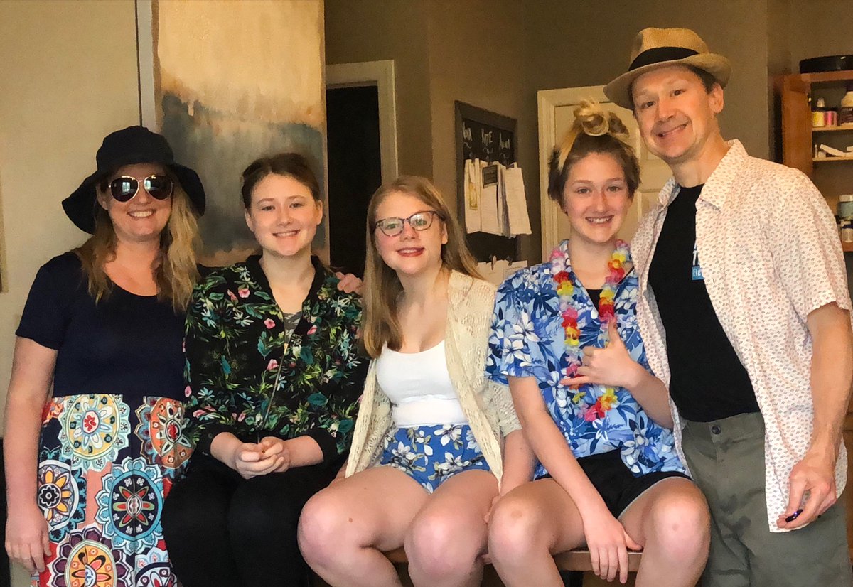 RootTerri's tweet image. Belated Tropical Tuesday! @HilliardSchools @AltonDarby #OneHilliard #InThisTogether #readyfortomorrow