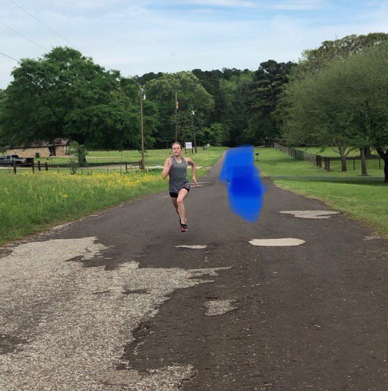 mandy_riordan's tweet photo. Got this pic of one of my 8th grade sprinters bustinβ her butt and I think I can make it another week now... π #wegotladydogs #thatformtho #luvmygirls https://t.co/gKe8JlLn78