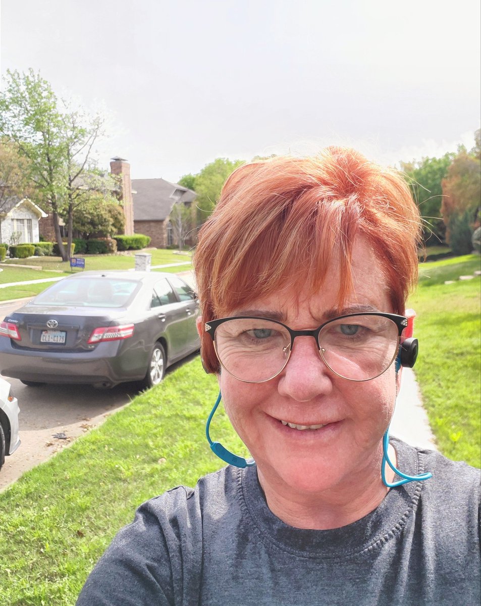 lascolinascfb's tweet photo. Track it Tuesday! Three mile walk before virtual staff meeting!! #polserstem #polserproud https://t.co/BmGL6Zzkhg