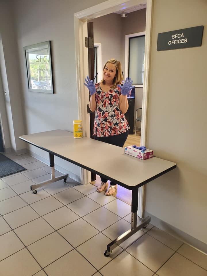 SWFLChristian's tweet image. SFCA Virtual Day 2 &amp;amp; 3 
Bible verse practice outside with chalk, Zoom classroom meetings with teachers &amp;amp; friends, amazing teachers &amp;amp; staff, letters in the mail from friends &amp;amp; students, studying outside, learning...
#theSFCADifference #sfcakings