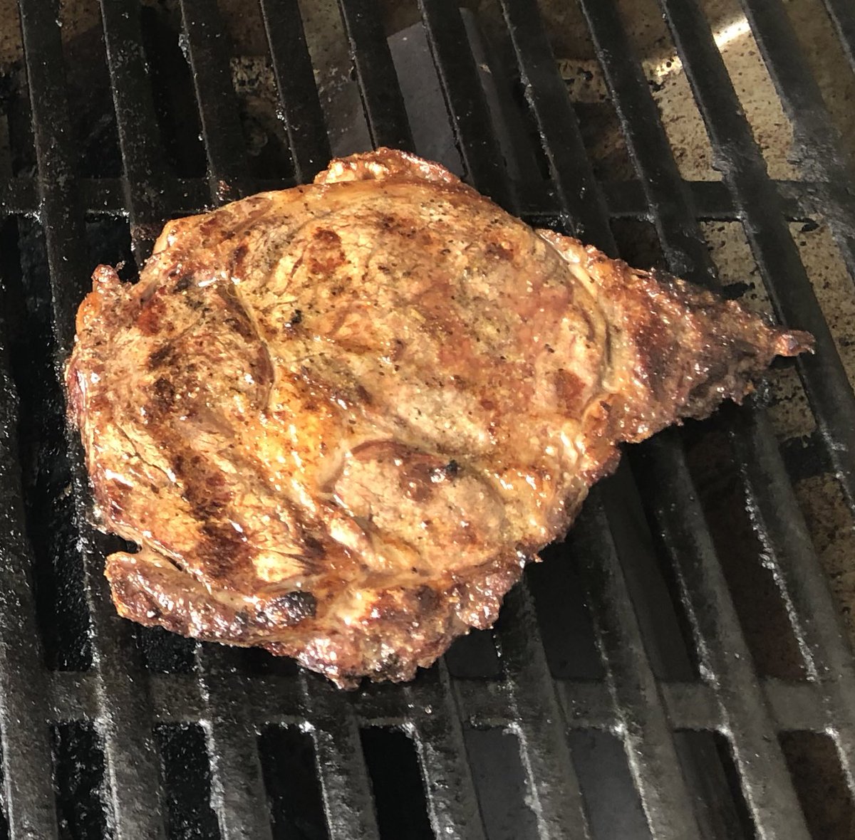 BlindGuysGrill's tweet photo. Let’s eat! #Ribeye https://t.co/Y6RWsAAsin