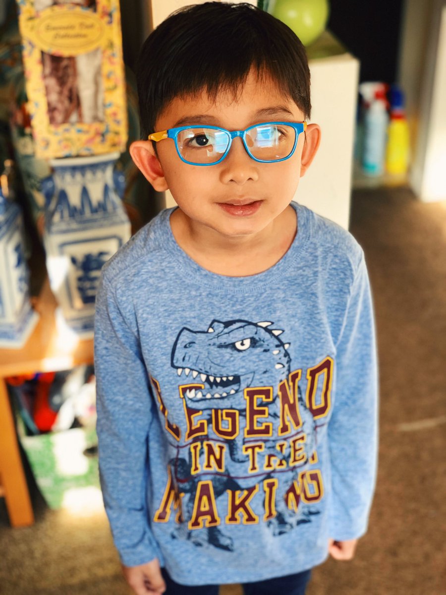 CaberteKat's tweet photo. Wear your favorite color..... https://t.co/YbaIRMY8Ov