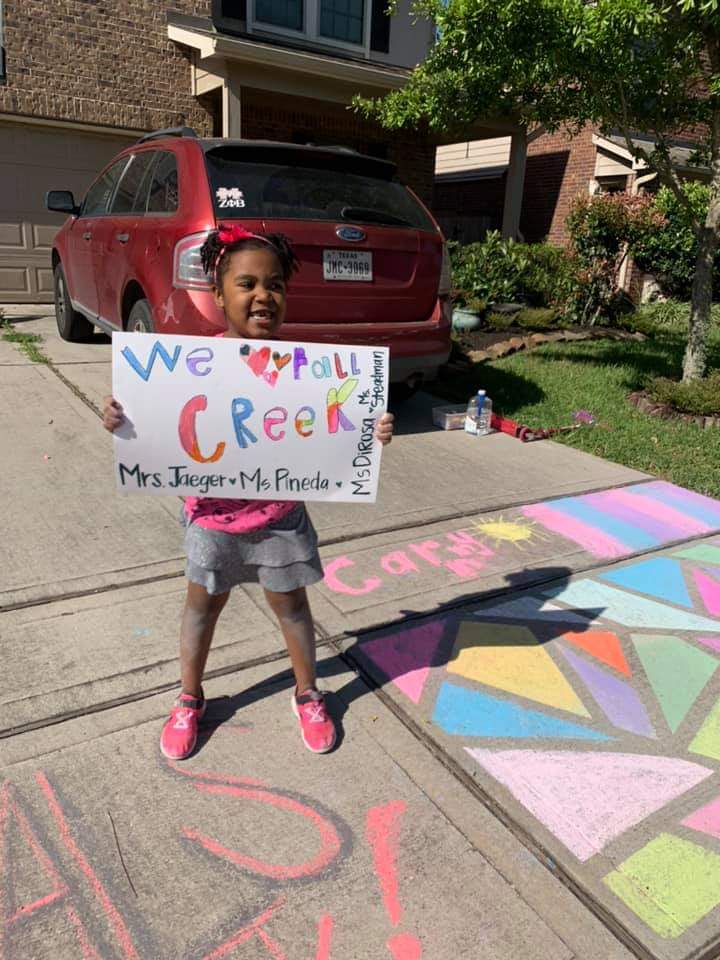LJaeger_HHE's tweet photo. A bright sunny day in this new world of distance learning. Our parade today was just what we needed to fill our hearts and lift our spirits! #fce2019 #bethelight #fcexcellence #cardinalpride @HumbleISD_FCE @HumbleISD https://t.co/OzoE5WkNRO