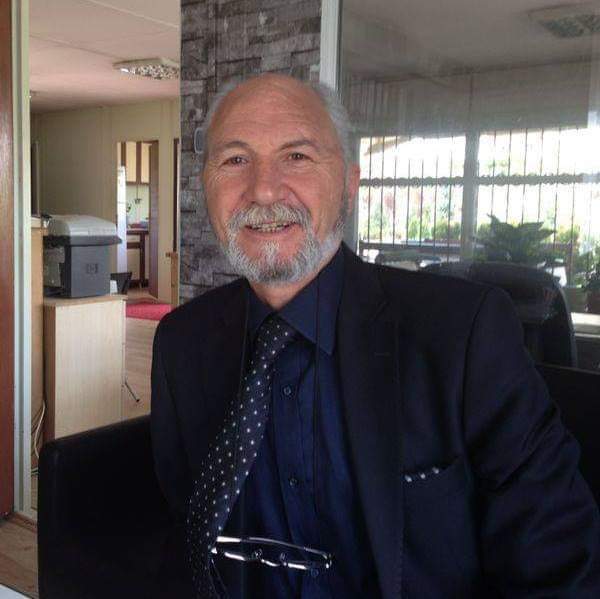 Anakdogann's tweet photo. Bir güzel "ADAM"ı daha Hakk'a uğurladık.#AzizBal ağabey başımız sağolsun mekanın cennet olsun...
#İyiBilirdik https://t.co/KhmpUWl4WQ