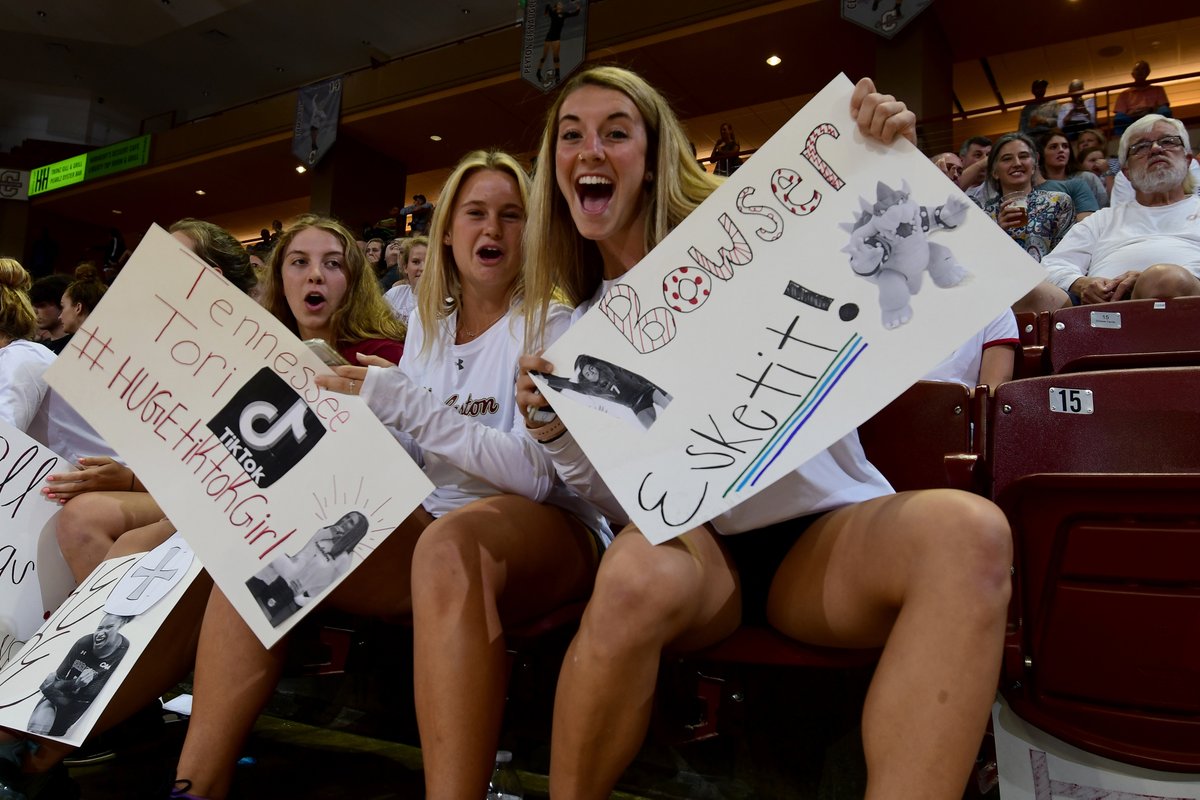 CofCVolleyball's tweet photo. Thanks for the nomination, @GamecockVolley!

1. The Badge 🐾
2. The Stadium 🏠
3. The Players 😻
4. The Supporters 👋

You're up @JMUVolleyball, @HofstraVB and @SeahawkVB! https://t.co/1yr5Q6iFk4