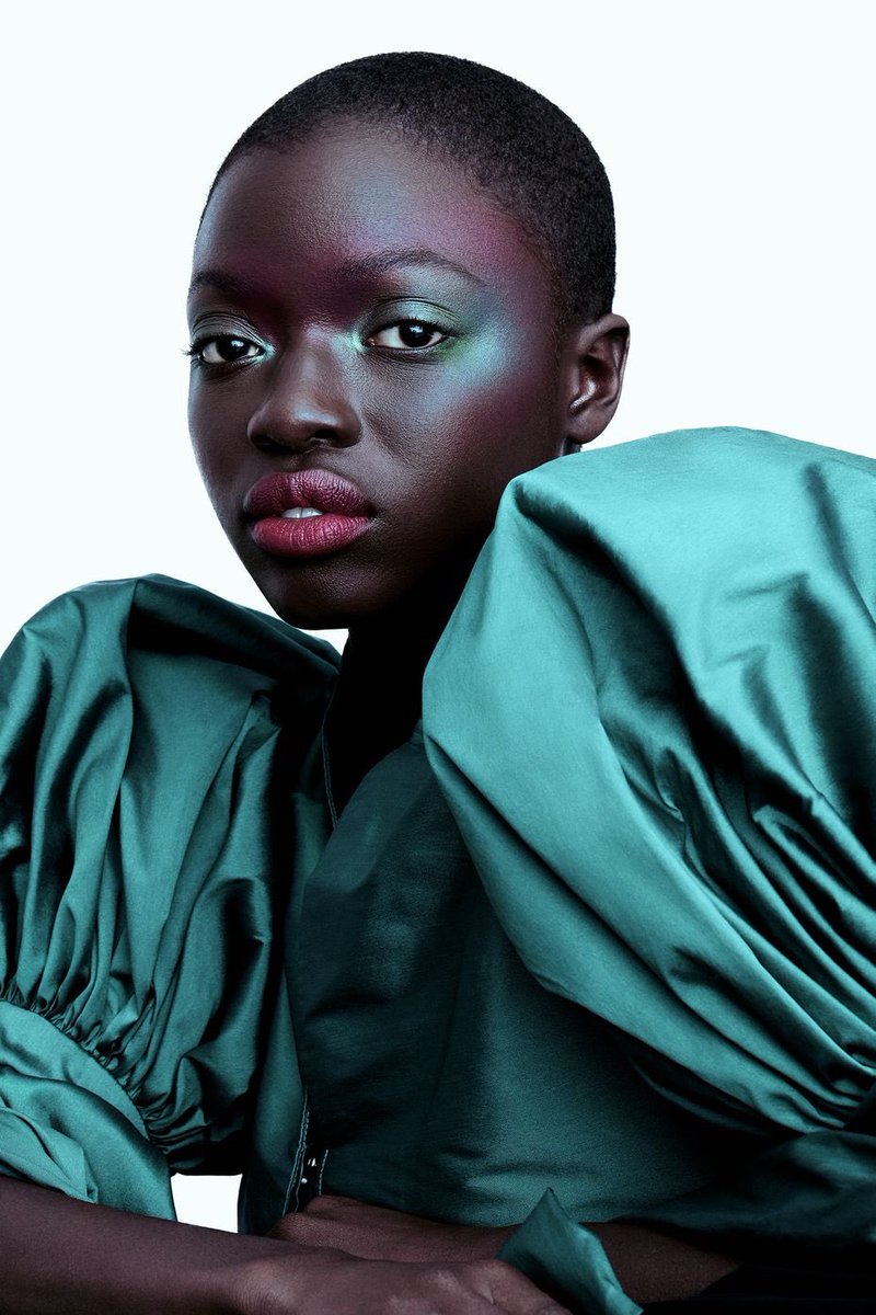 RedJacketDaily_'s tweet photo. SouKeyna Diouf for #FacticeMagazine . Styled by Sarah Kinsumba.. Thoughts?

📸: Michelle Monique https://t.co/tqNlb5XN3E