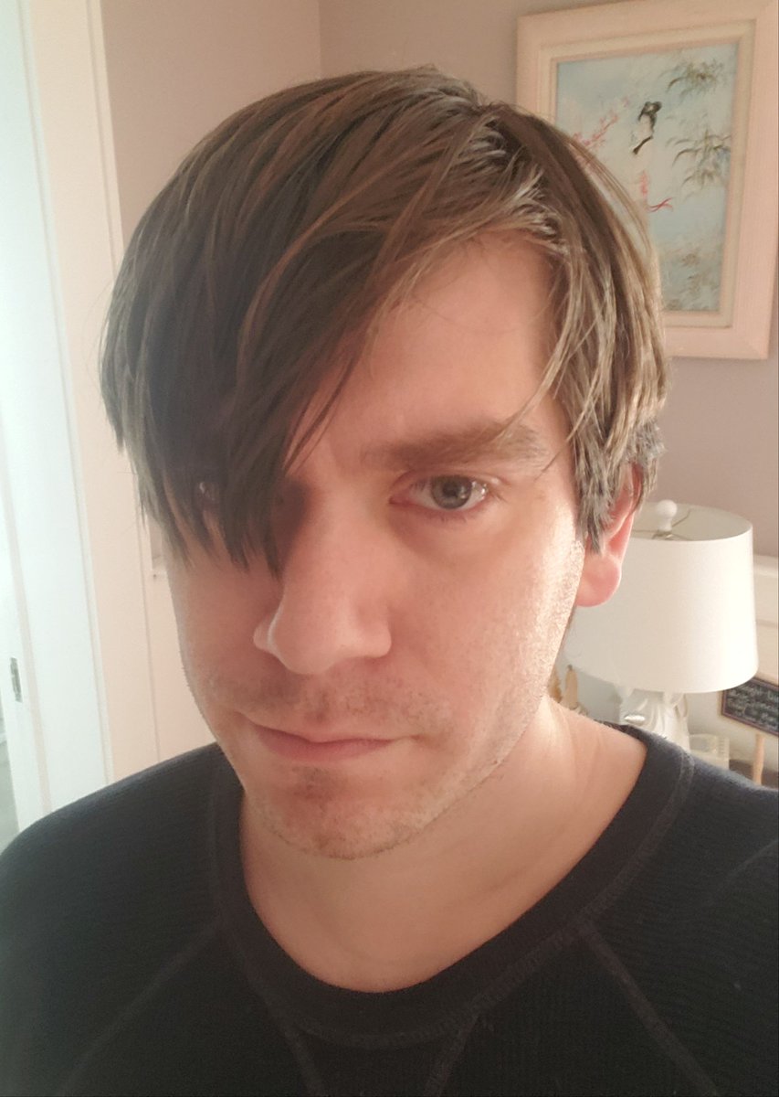 Chuck Gaffney Sur Twitter Haven T Been Able To Get A Haircut Starting To Look Like Emo Spiderman