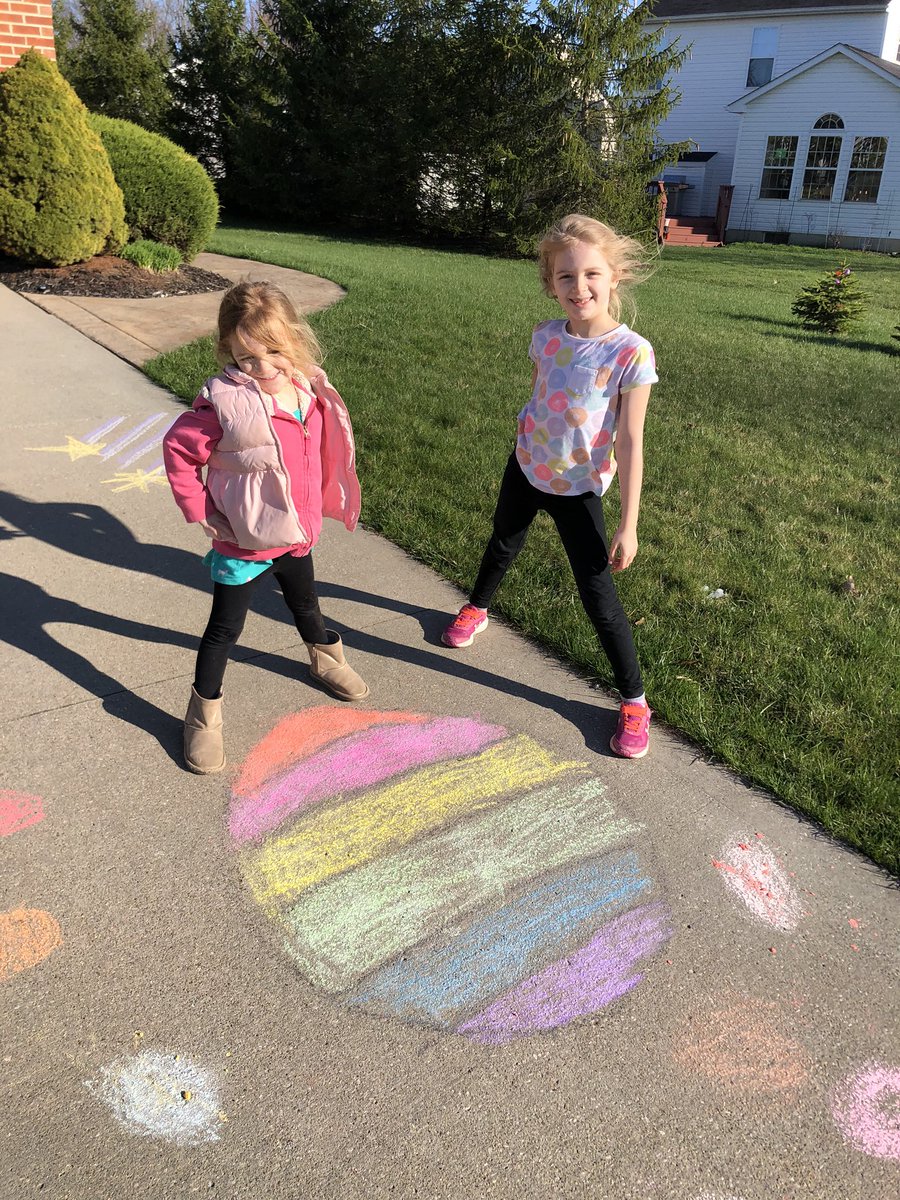 ChristySlavick's tweet photo. Chalk the walk! @lisabass1 @DrJoeClark @NordoniaSchools @NFSquirePride @MalkusART @nordoniamascot https://t.co/vxMYlUFCj0
