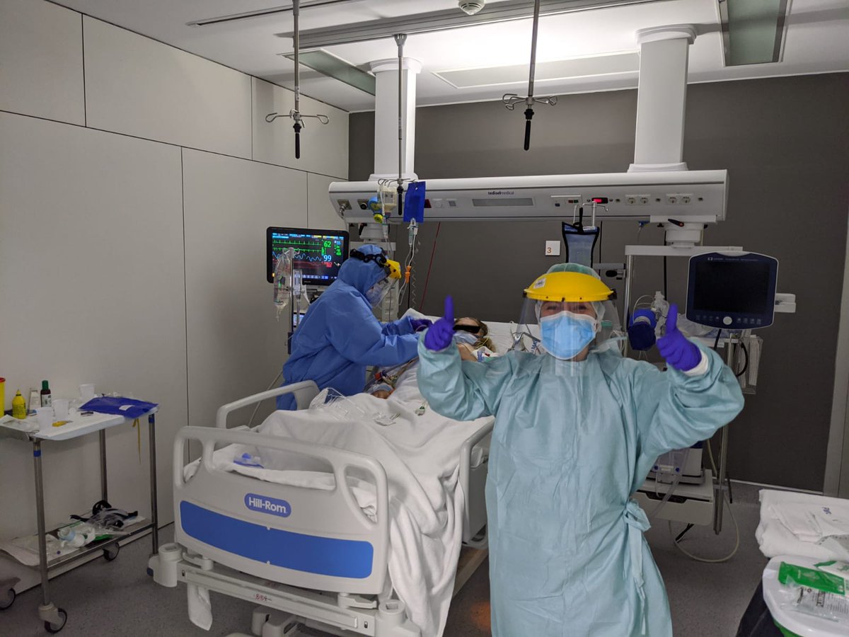 Primeras extubaciones de pacientes ventilados COVID-19 en Unidad Críticos <a href="/MarReanimacio/">Reanimació Hospital del Mar</a> del Servicio de Anestesiología del <a href="/hospitaldelmar/">Hospital del Mar</a>. Felicidades a todo el equipo multidisciplinar!!