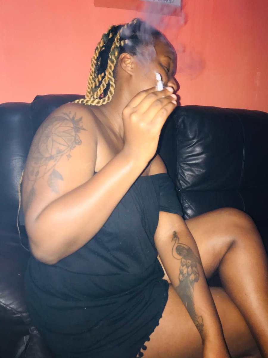 Yolanda_Rachel_'s tweet photo. #EVERYQUEER quarantined, stoned. https://t.co/ANbHmhAfYO