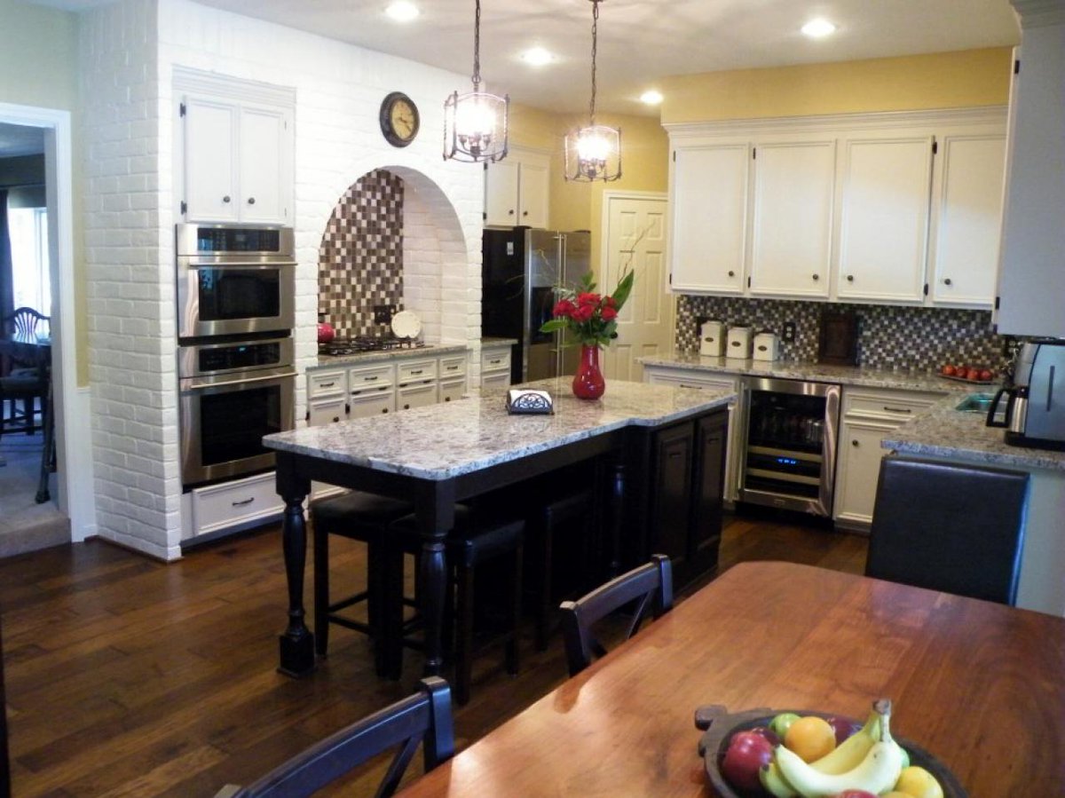 SagentBuilders's tweet photo. Do you need remodeling services? We can help! https://t.co/TiUfxtT1pQ #SagentBuilders #KitchenRemodelingWestchester #BathRemodelingOakBrook #ResidentialRemodeler #PropertyRestoration https://t.co/1mNRpxnFpS