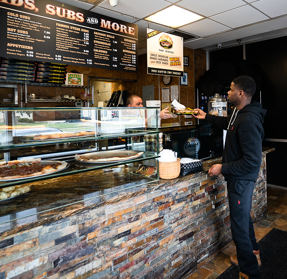 eatatoip's tweet photo. Best thing about takeout? Eating in the comfort of home, where no one can see you making a mess while tearing through that order of honey BBQ wings.
We know you grabbed those extra napkins to fashion a makeshift bib. Don’t lie. #EatAtOIP https://t.co/hw8R6F7kEE