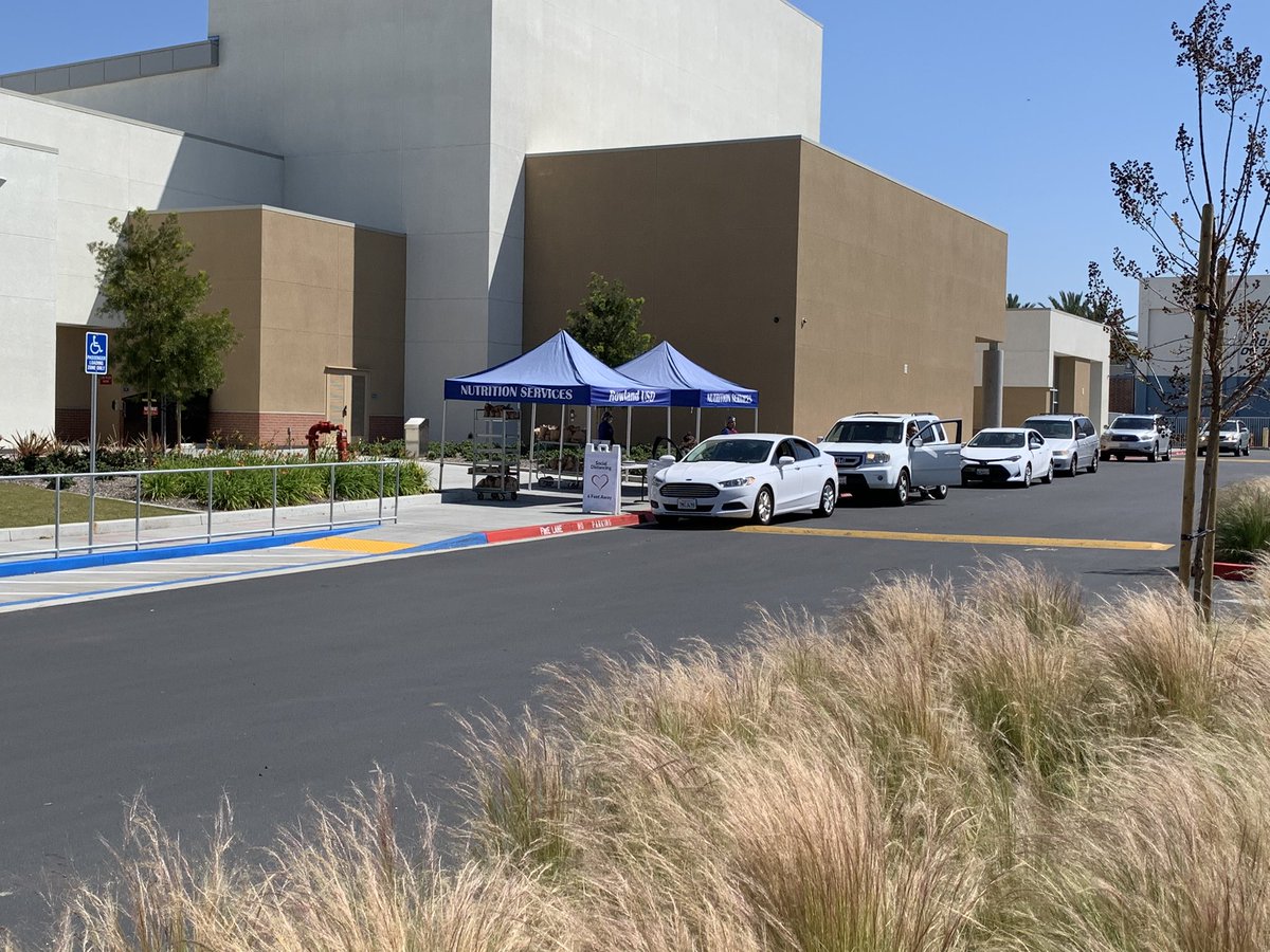 Thank you to the 35 <a href="/NutritionRUSD/">Rowland NS</a> staff member who came in today and served 5010 meals. It might be Spring Break but these dedicated staff members are making it possible to serve these much needed meals this week. Thank you! <a href="/RowlandSchools/">Rowland Schools</a> <a href="/CSEA_Now/">CSEA</a> <a href="/CSEAChapter133/">CSEA Chapter 133</a>