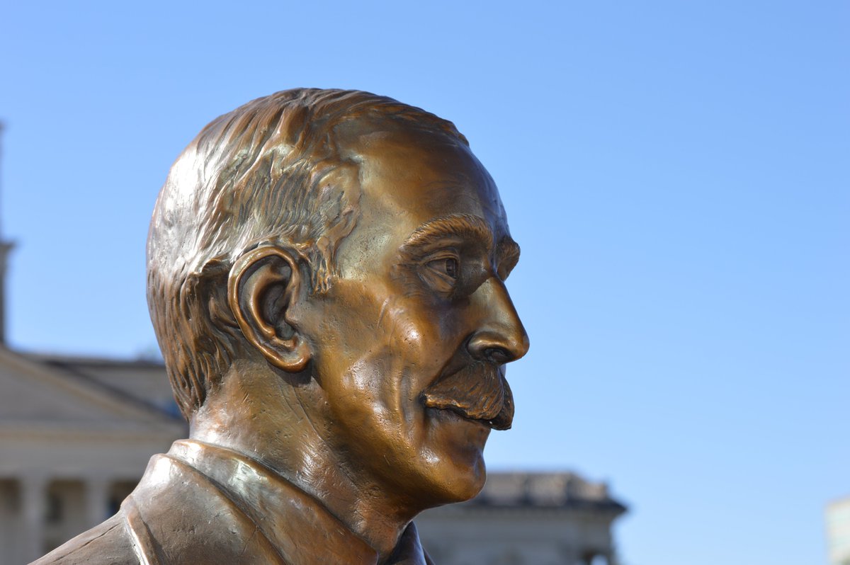 KHIorg's tweet photo. This article in @TheKLC journal reminds us of the important role #SamuelCrumbine played in reminding people in #Kansas about their history of helping one another through a crisis. #COVID19 #StayHomeKansas #KSPublicHealth https://t.co/MVbyTC78Mr