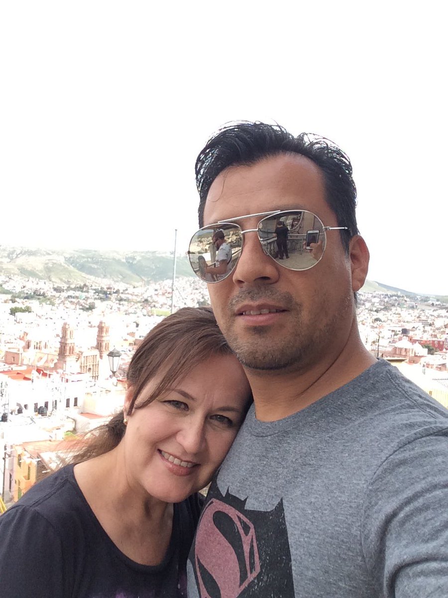 eddypanda74's tweet photo. Hoy celebramos 10 años de haber formado una familia. Doy gracias a Dios por este tiempo juntos. A seguir cultivando esta relación para siempre. Te Amo Inés ❤️ https://t.co/BbsKWFuHOc