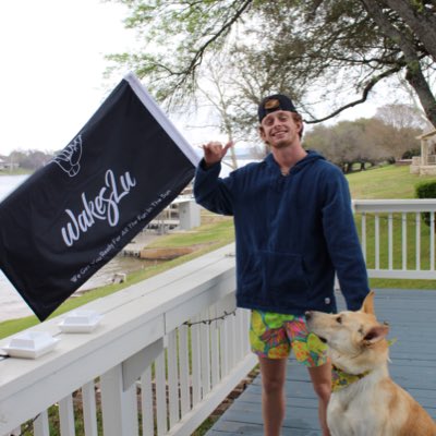bryce_murphy4's tweet photo. #NewProfilePic https://t.co/GLhYt1GVpR