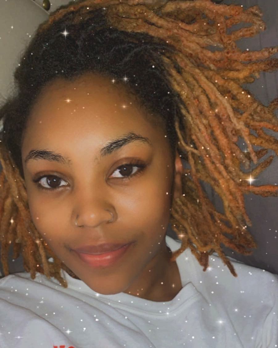 imanikwatkins's tweet photo. Hi 👋🏽 This is my “stay-at-home” face ☺️ #bedhair #messybrows #wcw #stayathome https://t.co/dYAfSm0Sd2