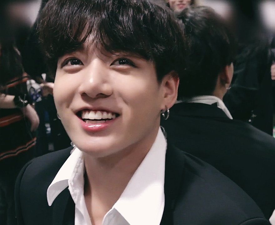 innergrey's tweet photo. Jungkook sendo extremamente romântico, uma thread necessária; https://t.co/3jbBzBtJEy