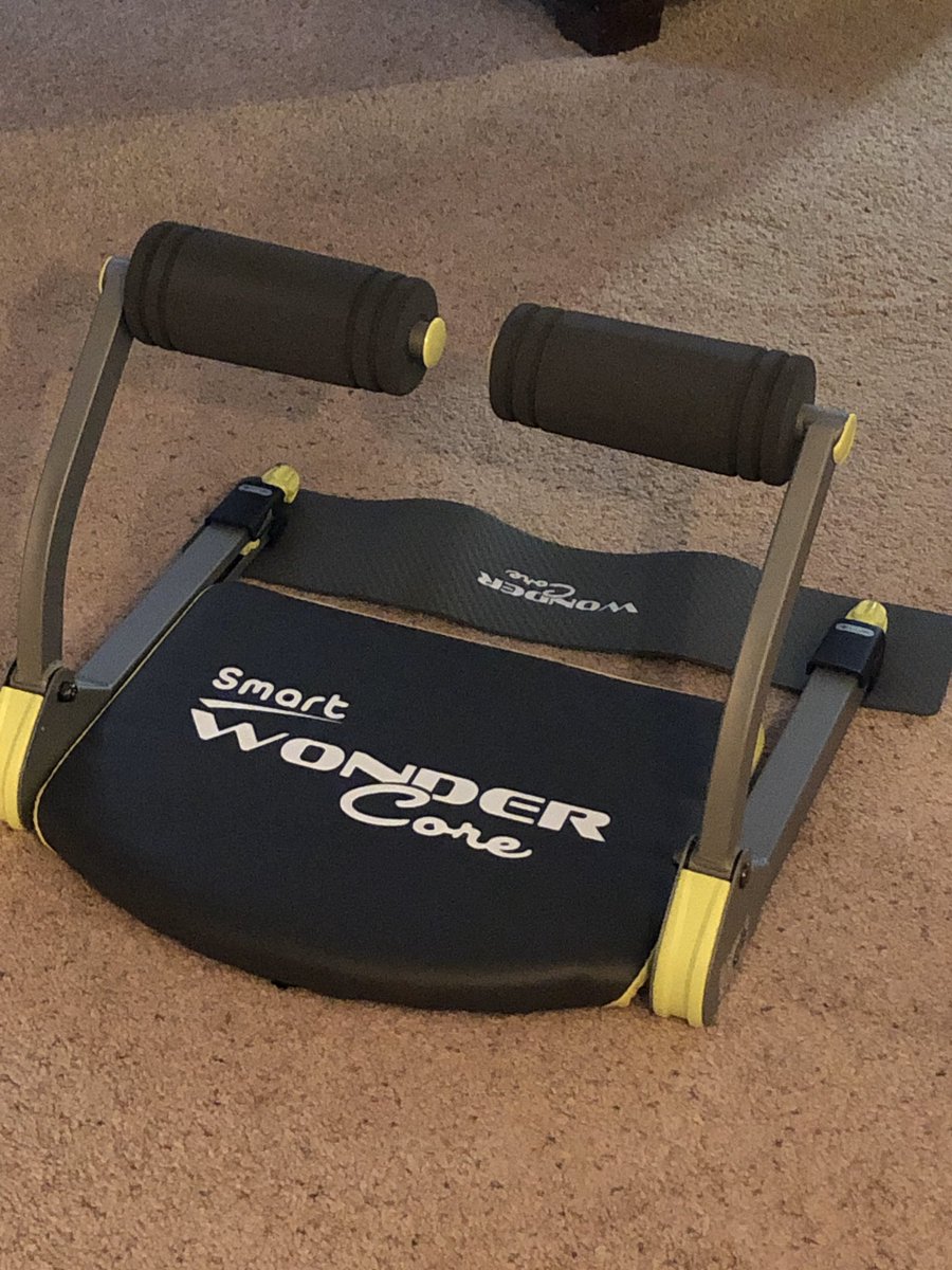 pcjj4Anderson's tweet photo. Work it out Wednesday!  My help arrived last week. @summithillhusky @lorriebearden #FCSrising https://t.co/w0E3QxudJS