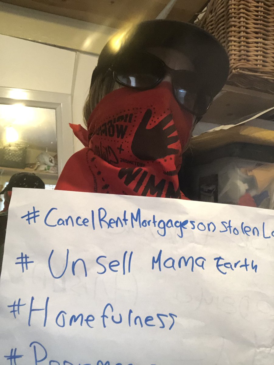 PovertySkola's tweet photo. #CancelRentMortgagesonStolenLand
#unSellMamaEarth
#Homefulness
#POORmagazine
#DenecolonizeAcademy
#OhloneLisjanLand
#HowCanUChargeRentWhenUdontOwnMamaEarth #NoRentAtHomefulness #PoorPeoplesLedSolutions @poormagazine @StolenBelonging @IMIXWHATILIKE @WhereDoWeGoBerk https://t.co/R68B0T7nsV