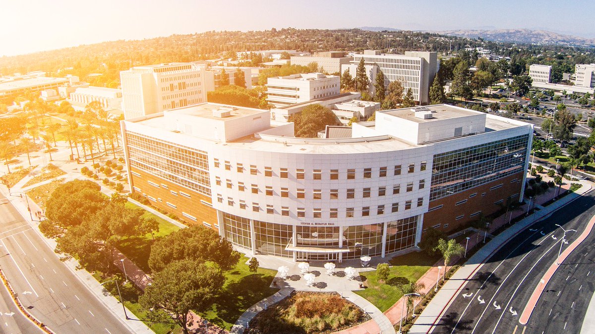 csuf's tweet photo. Are you missing the beautiful views of #CSUF? Use these images for your meeting backdrops! More images are provided below. #CSUFCOVID19 #stayathomechallenge https://t.co/6V1hHW6BJ5
