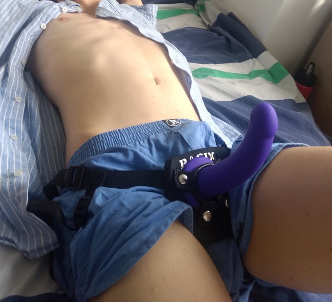 Boys + Straps https://t.co/6BuguqfaIH