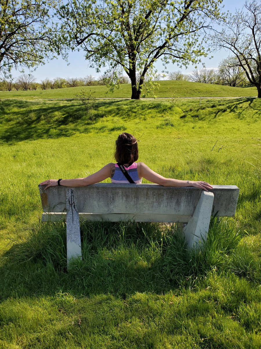 LMGerhart's tweet photo. #Covid_19 can't keep #wilddavis students cooped up! We're out documenting urban ecological interactions (from at least 6 ft away)
1. A mutualism
2. Evidence of an animal
3. Abiotic interactions (thermals!)
4. Humans and objects https://t.co/arbgz17EAp