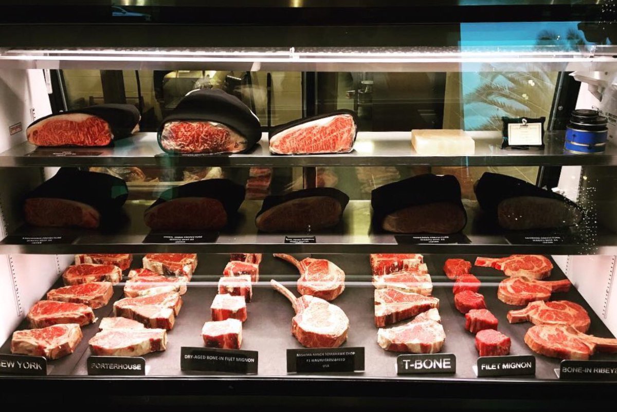 AlexandersCuper's tweet image. Alexander’s Steakhouse Butcher Shop!🥩Visit our website to get your steaks and start cooking!
alexanderssteakhouse.com
#homecooking #homechef #steak #AloneTogether