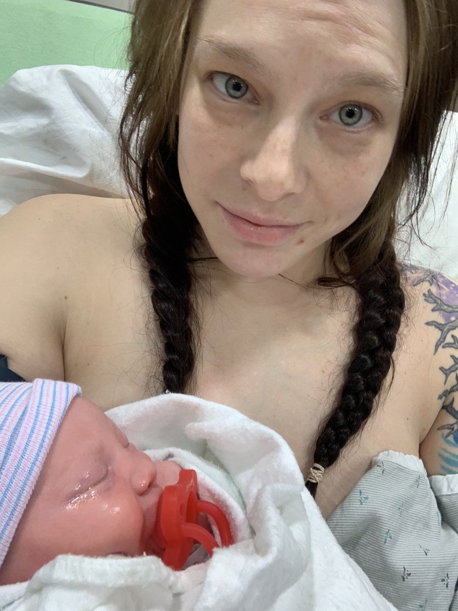 Kteezy14's tweet photo. @JeffreeStar She was born. Not norm. Lol  we love you jeffree Lynn  congrats on your new bundle as well!  🖤🖤 https://t.co/fNxXdZOBY9