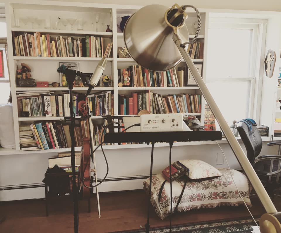 LisaGutkin's tweet photo. New location! Hope you all enjoy the new look in my Zoom/ Facebook Live concert at 8pm.

Special guests Maggie Dubris, Katie Down, and Matt Darriau

https://t.co/eSfutefwYK

Mobile
+19294362866,,397165637# US (New York)

I’m really looking forward to "being together" with you! https://t.co/2fzjdJlrqA
