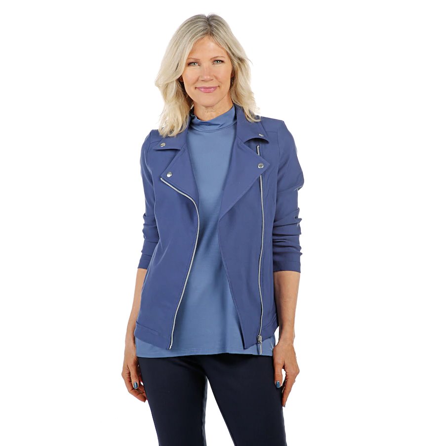 MrMaxFashions's tweet photo. Stay comfortable without comprising your style. This chic biker jacket by Mr. Max is just what you need to elevate your look. https://t.co/X3MqFmO6kF