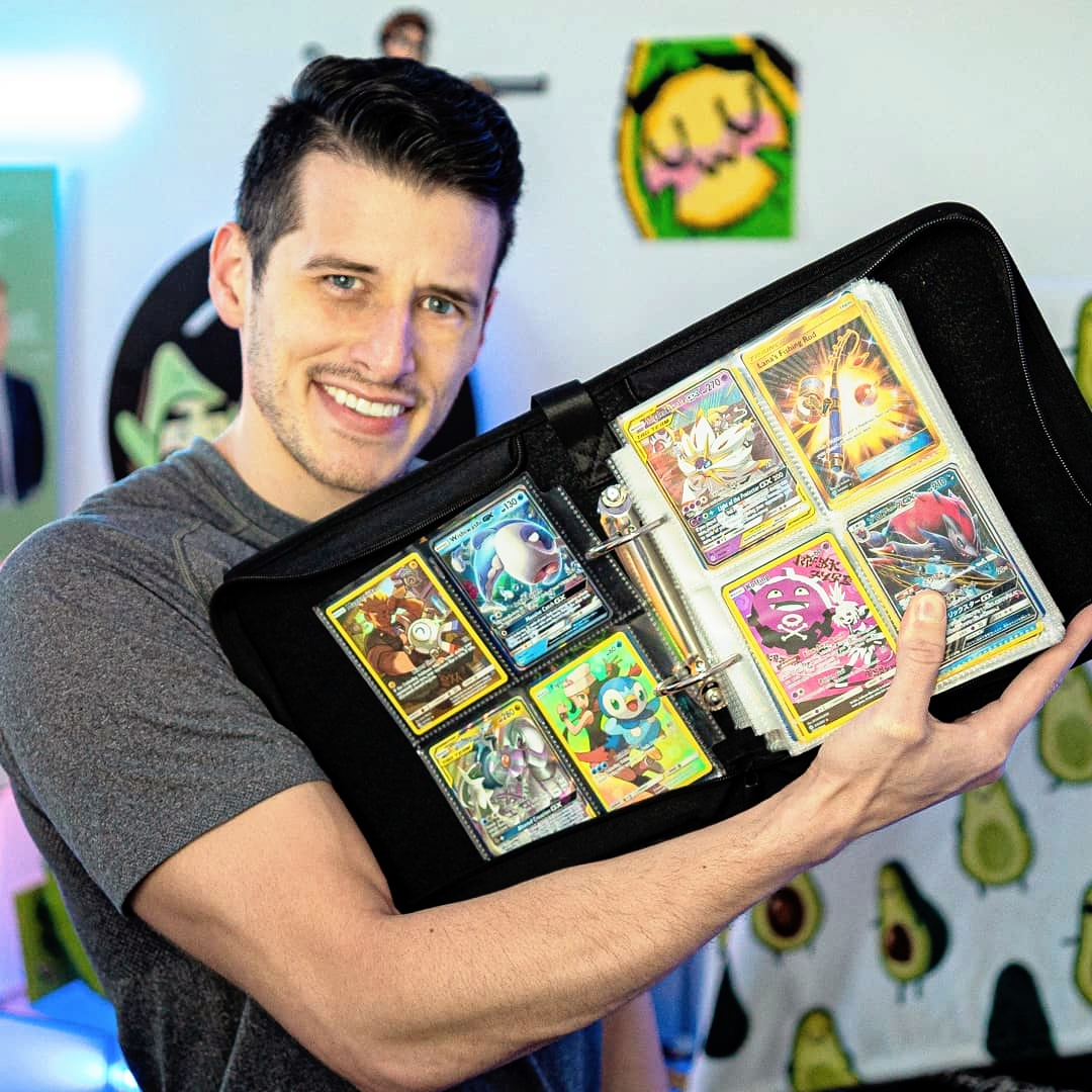 gamep1ayers's tweet photo. >> @guaconmysock_ - " My name Parker, and this... THIS IS MY WEAPON. Fite me. But really. I love that I&amp;#x27;m able to collect these things again. "
.
#videogamelife #pokémon #pokemonletsgo https://t.co/hgVbEM7oYE