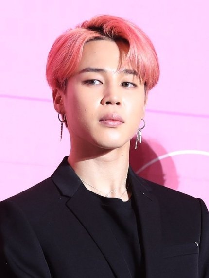  #JIMIN ARTICLE [020420] - 1Naver   + Non NaverJimin gained huge hype after mentioned "3 Idiots" movie during live.1  http://naver.me/xcHcRTE5  2  http://naver.me/xT8aukTA  