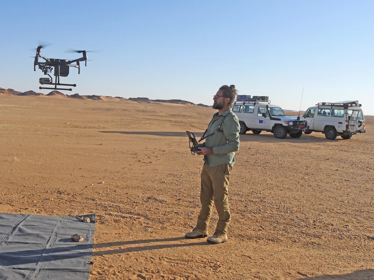 FarRobotics's tweet image. Proud of the #award from the @AAUS_Live as an #Australian making a difference using #drones in #humanitarian #mineaction for our project in #Chad with @HI_france funded by the @BelgiumMFA. tinyurl.com/uoesx3r
@newhumanitarian @ABCTV @SBSNews @smh