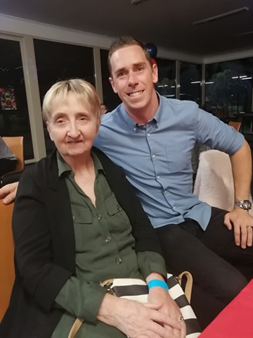 Met@maxy_5 at training  in 2010,we were talking &amp; I said at least  you  won't have it  shorter.cos if you do i wont talk to you againlol  bet he is sorry he listened to me lol