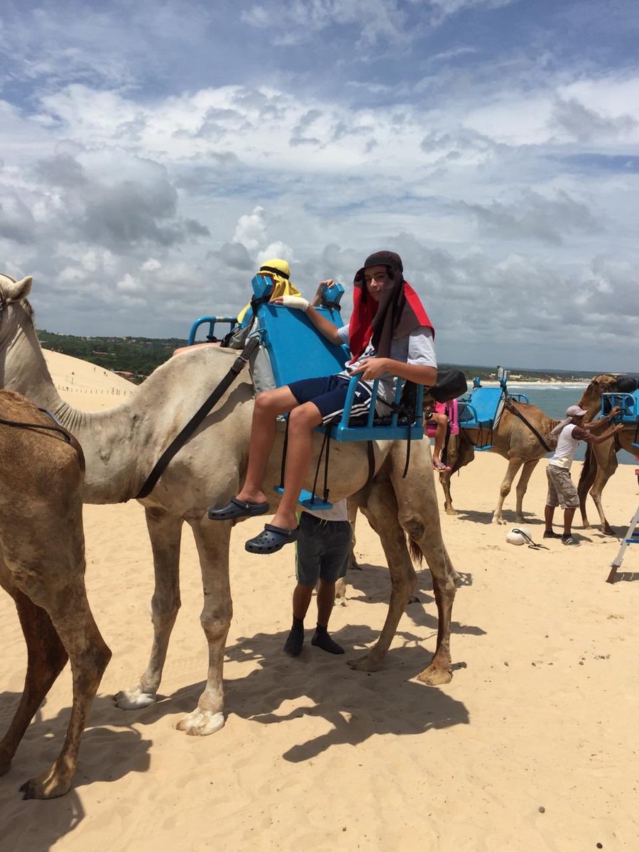 Dudu65797988's tweet photo. Saudades da minha terra natal !
Ps: o camelo tinha mordido minha mão direita
#AbuDhabi #nostalgia #saudadesimensa
#terranatal https://t.co/XWbN9k3qfH