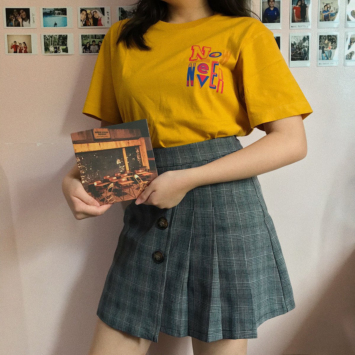 shigaaaawww's tweet photo. i tried dressing up as ikon albums 🤪 https://t.co/m9pQIXL76w