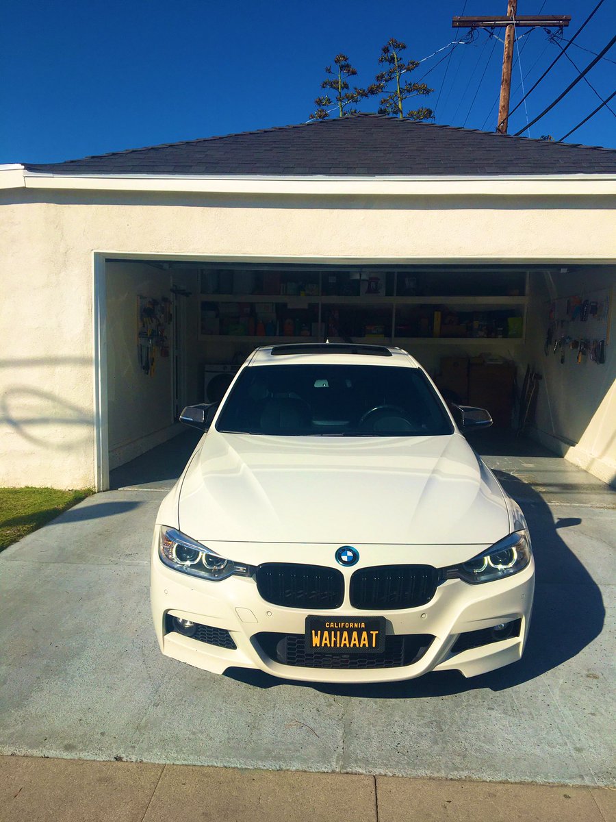 Auto_Glass_LA's tweet photo. Our mobile service is available we can come to you❗️#stayhome #la https://t.co/H5lnN9py7K