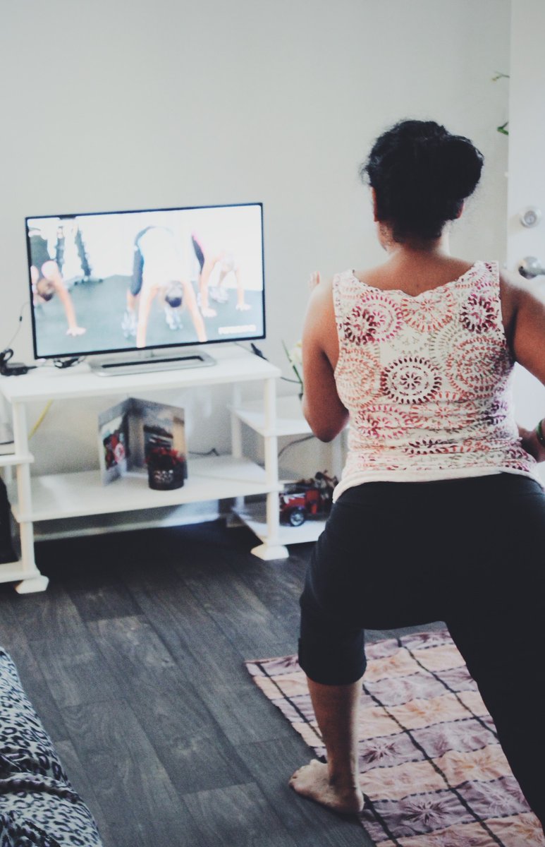 KCLS's tweet photo. Your library card gives you access to fitness and movement classes you can stream at home. The hoopla digital collection includes yoga, dance, pilates, and more. Offerings are available for all ages and fitness levels. https://t.co/ngywOui2ju https://t.co/1EzLEQbhAC