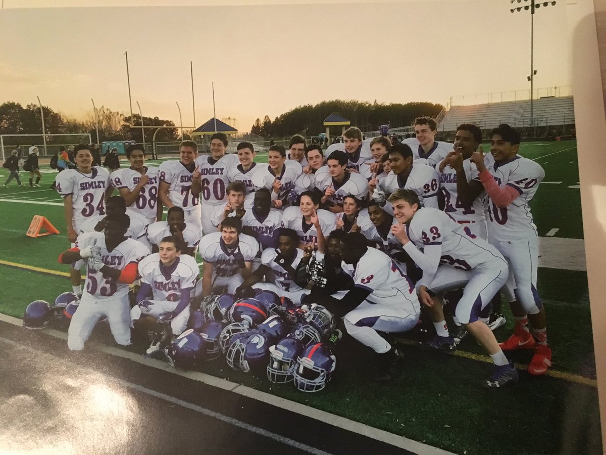C_Bergie's tweet photo. Challenge accepted I nominate - 
@CoachKurtHines @Coach_Fleck @BaBy_JaKe21  @M_Short2032  Post a picture of you coaching! 24 hours to post or donate $20 to a local charity OR do both! Then nominate 4 coaches! 
Thanks for the nomination @RK_RexKing https://t.co/cz7Z2bmo99